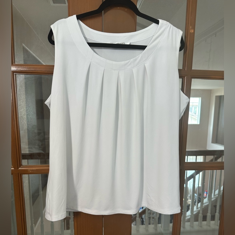 Jones Studio Classic White Blouse